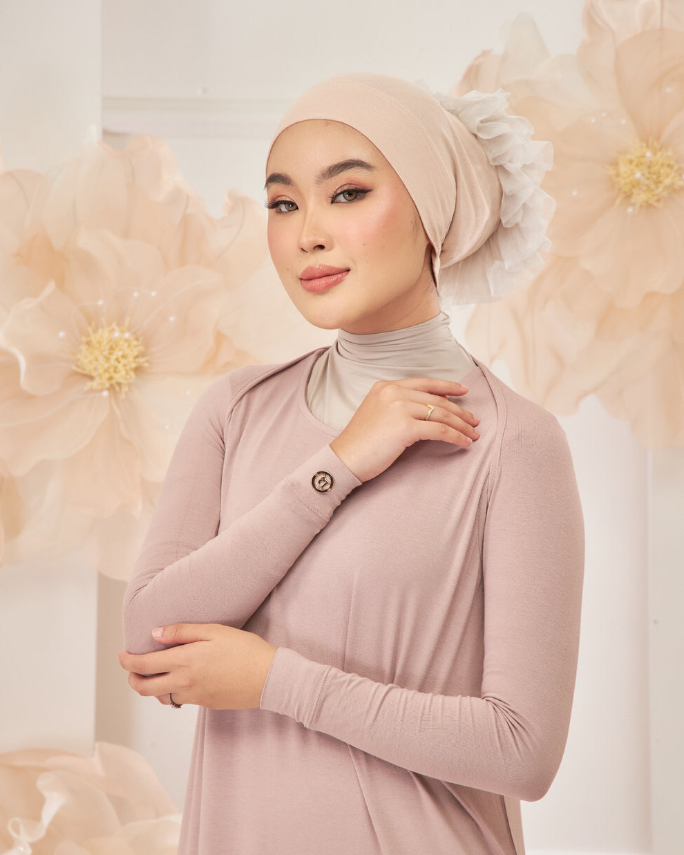 InHer Hand Lynda Rahim